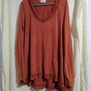 Altar'd State Medium Top long sleeve
